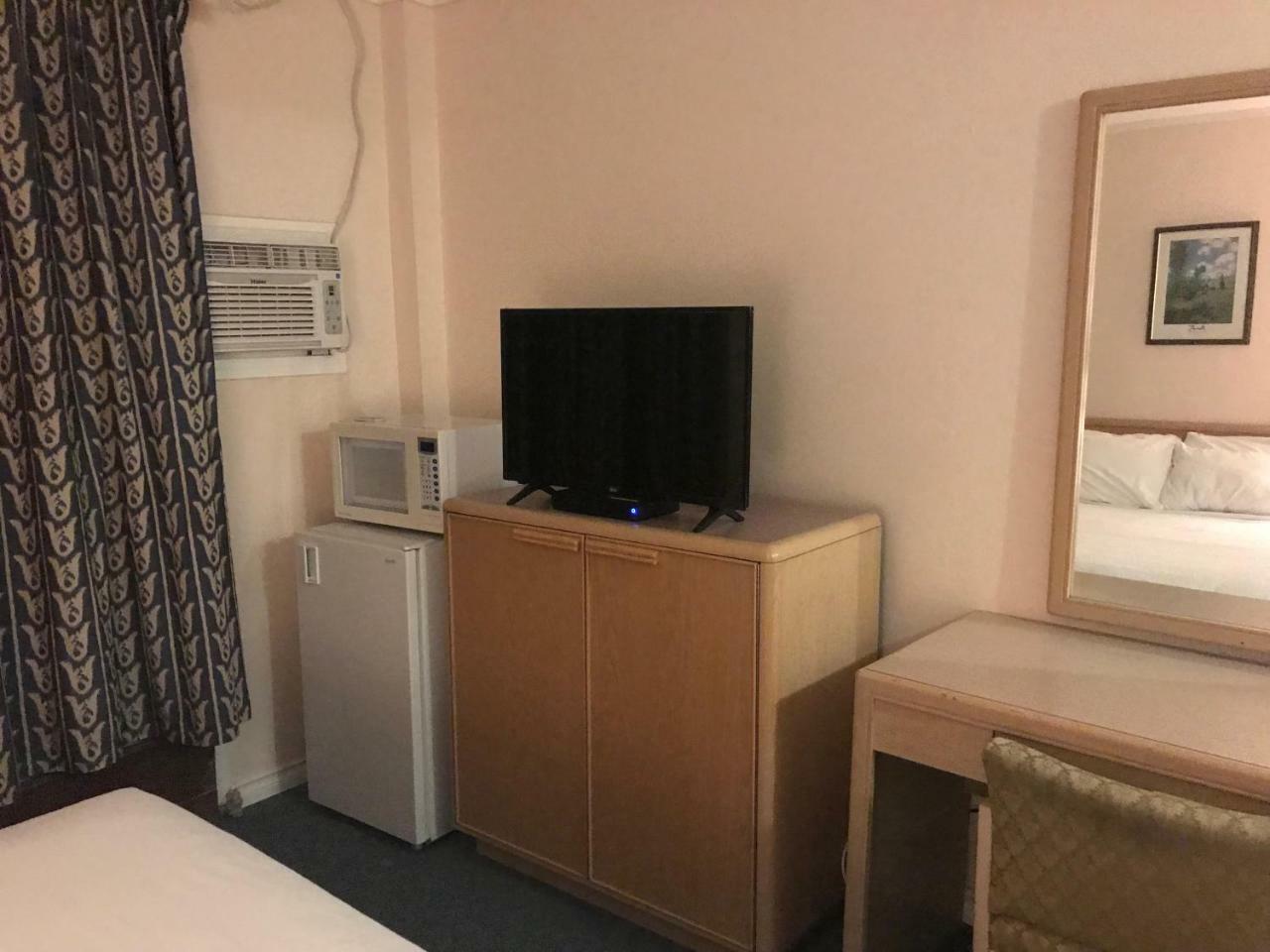 Oasis Hotel Cache Creek Eksteriør bilde