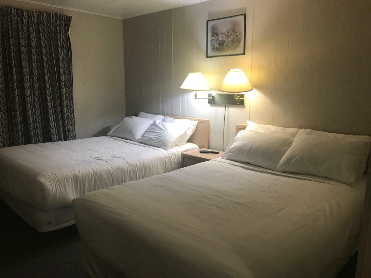 Oasis Hotel Cache Creek Eksteriør bilde