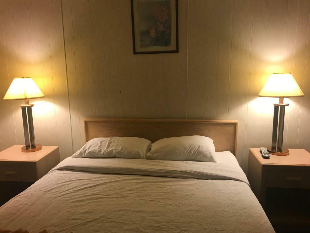 Oasis Hotel Cache Creek Eksteriør bilde